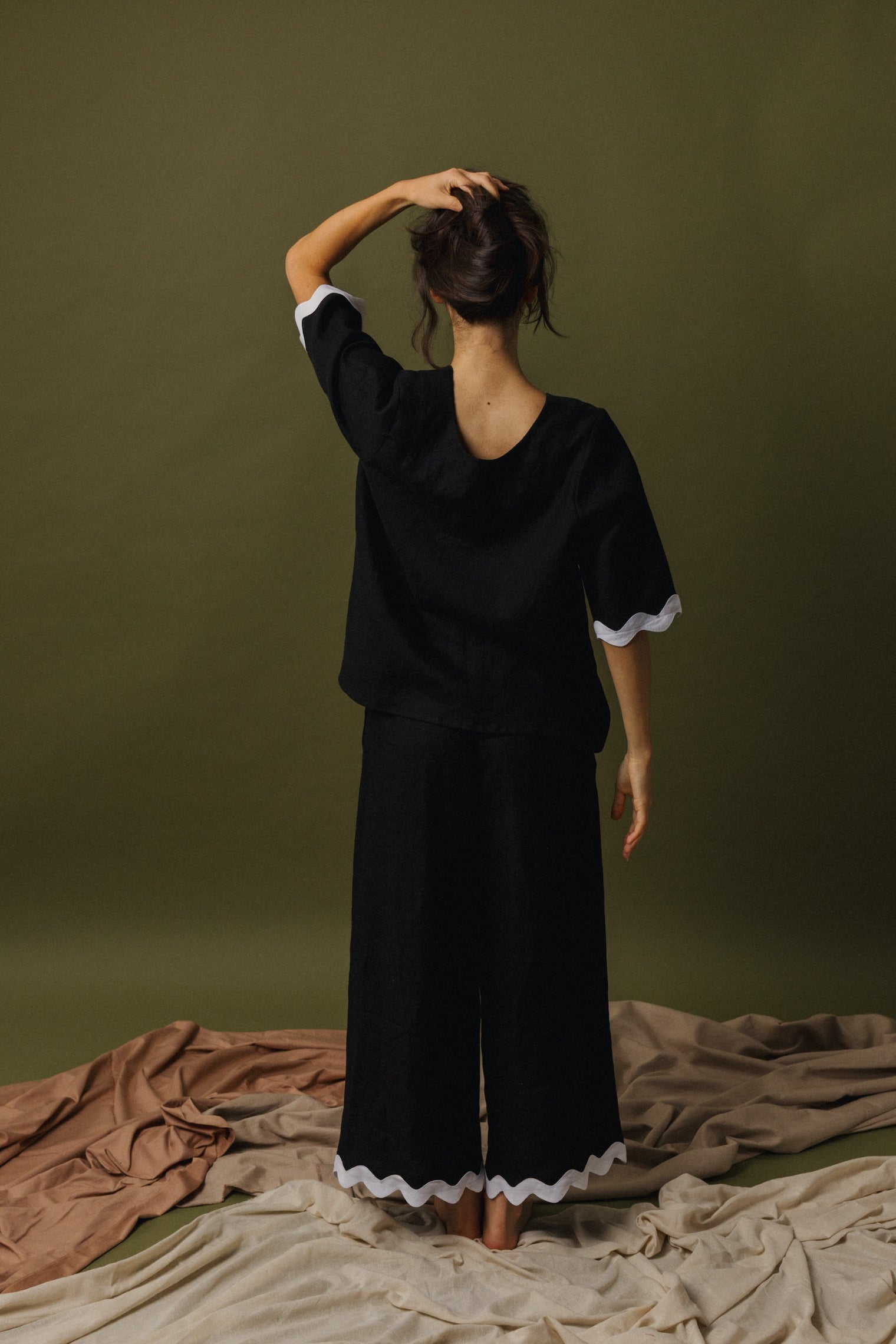 Haven Tee - Linen with Ric Rac